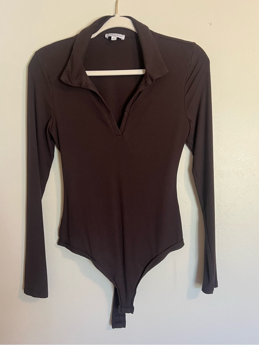 Gianni Bini Dark Brown Long Sleeve V-Collar Bodysuit Modal blend